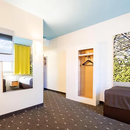 B&B Hotel Karlsruhe 3*