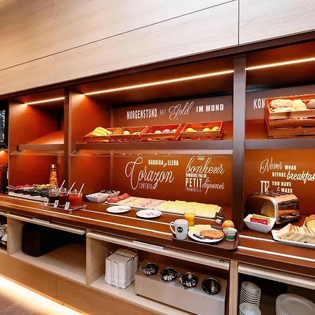 B&B Hotel Karlsruhe 3*